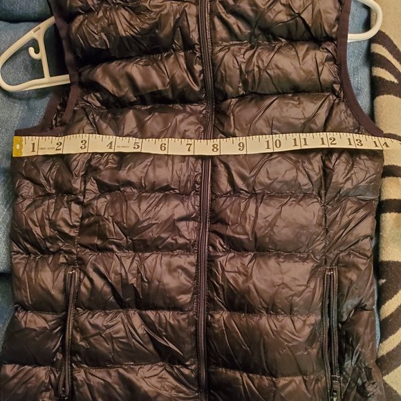 TNA Aritzia Botanie vest excellent condition XXS - Picture 6 of 7